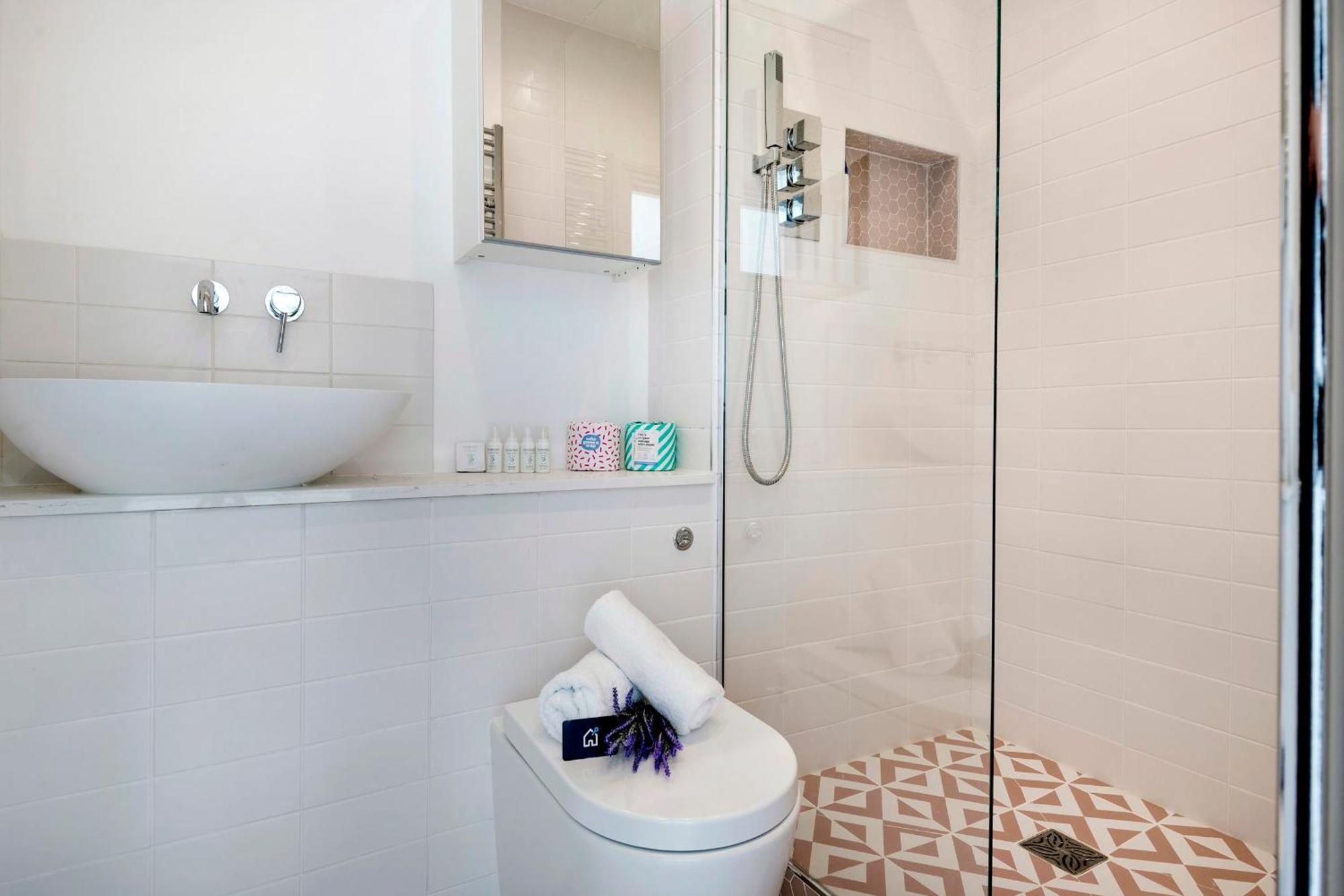 Modern And Bright Highgate Gem Appartement Londen Buitenkant foto